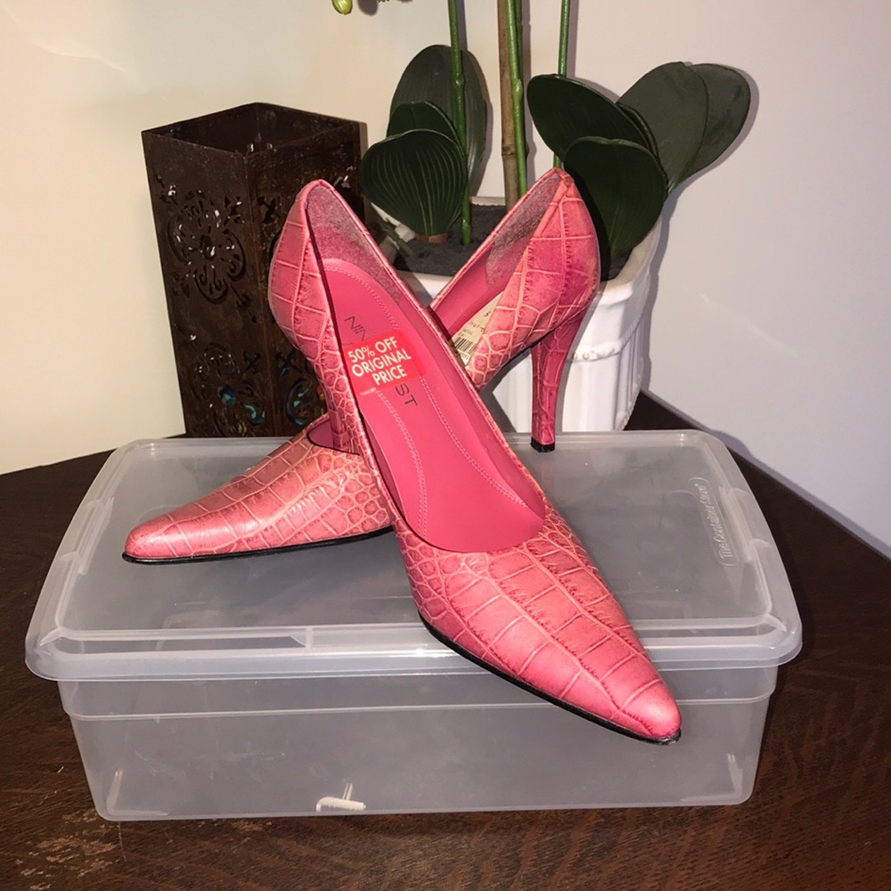 nine west pinkk heels 3inches